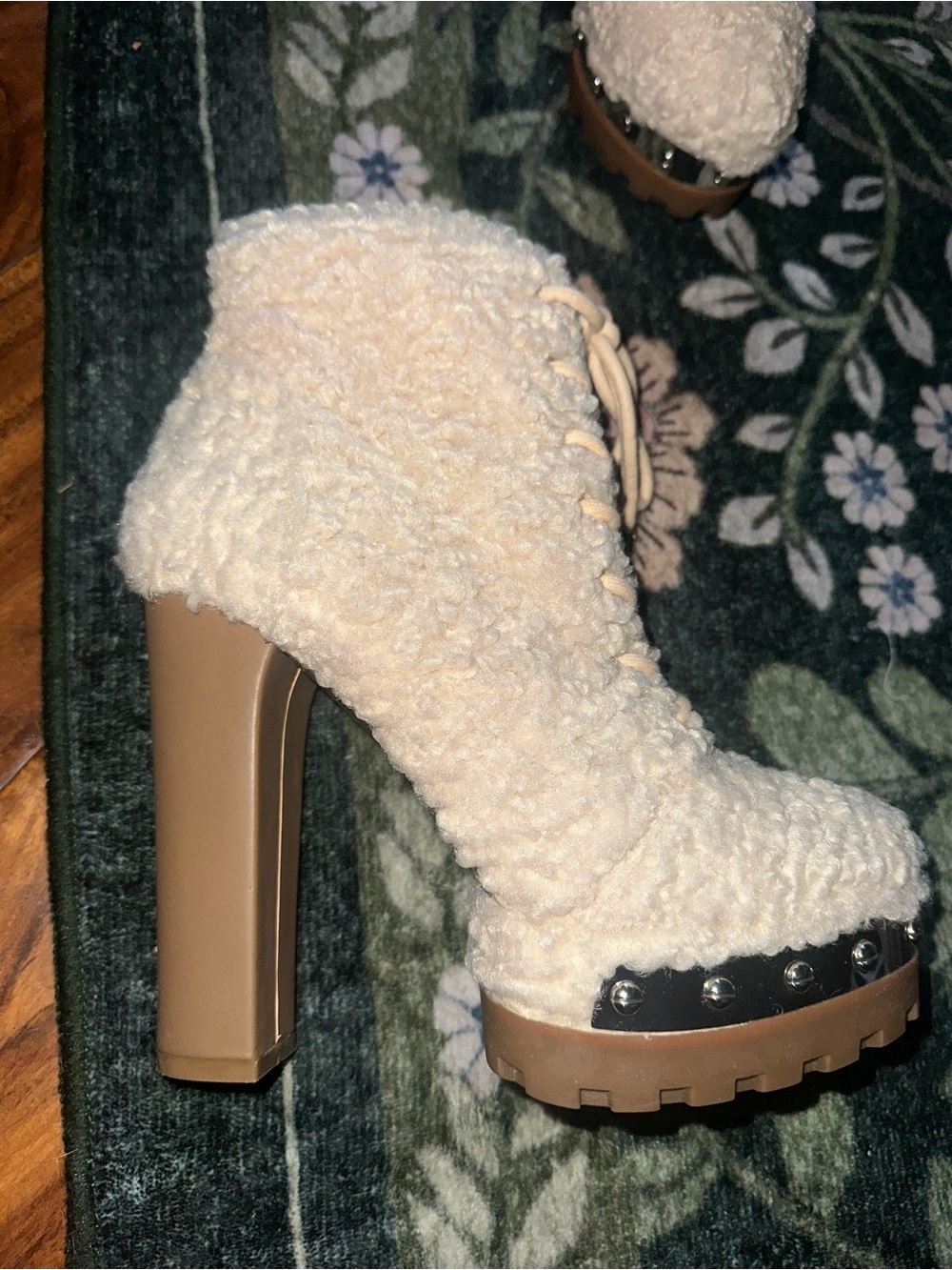 Jessica Simpson Cream Sherpa Lace-Up Platform Ankle Boots with Block Heel - Picture 5 of 10